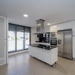 Ares Rentals Alvaro Cunqueiro Madrid